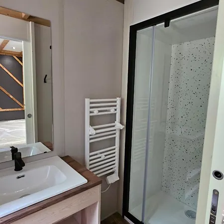 בקתה Coqslitscaux Colleville