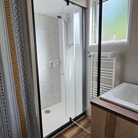 Coqslitscaux בקתה *